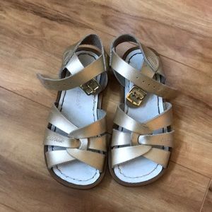 Saltwater by Hoy sandals